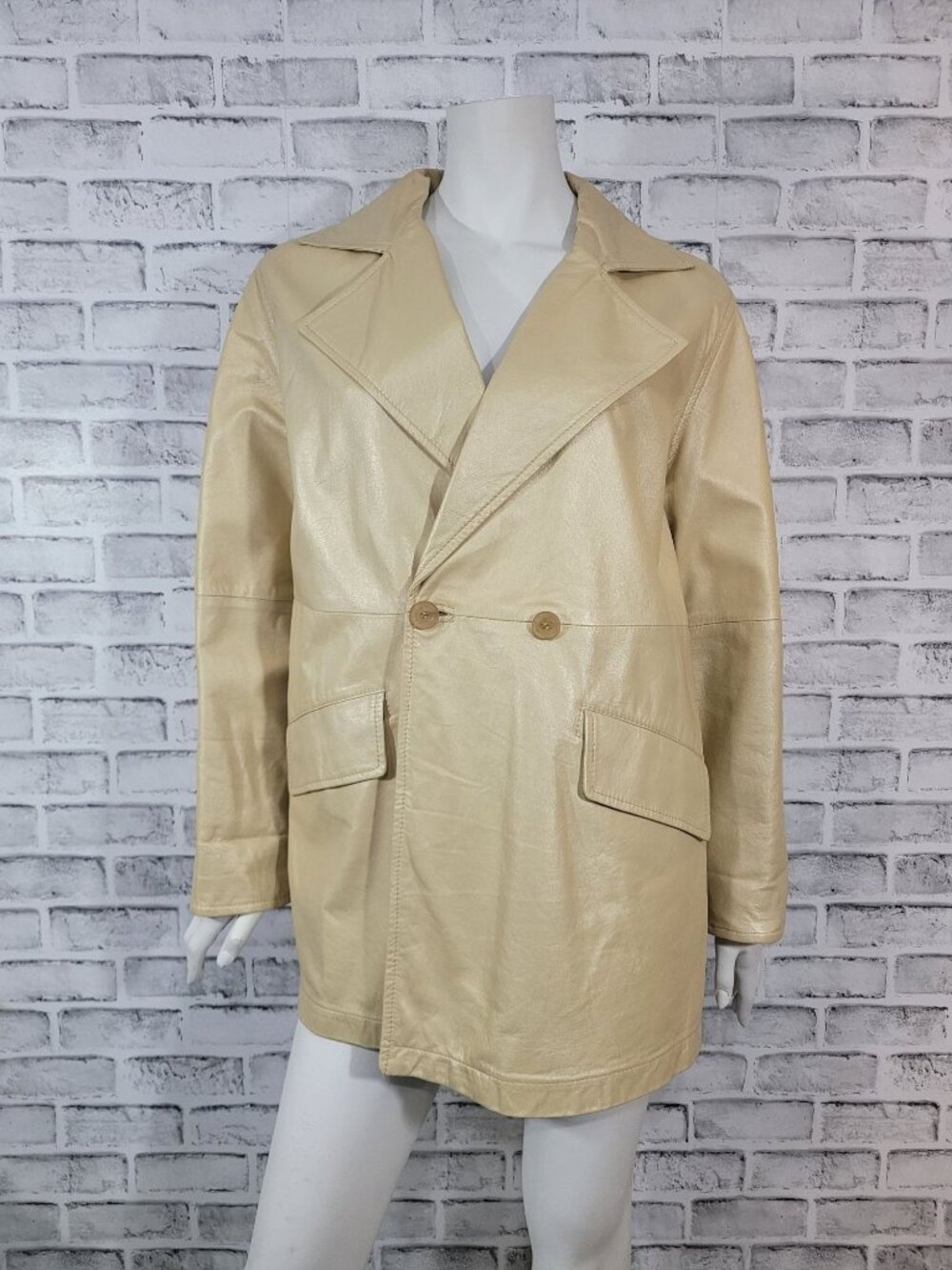 Vintage Ileana Zara Cream Italian Leather Jacket Women's Size 42 - READ